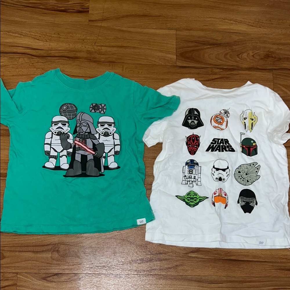 GAP Green and White Short Sleeve Tees